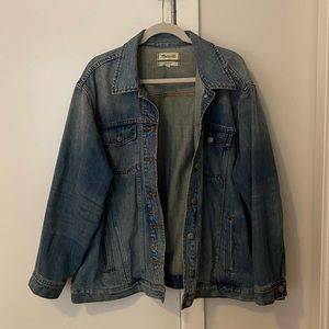 Madewell Oversized Jean Jacket in Capstone Wash
